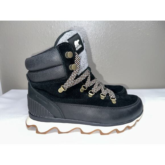 NEW Sorel Kinetic Conquest 9.5 Black Waterproof Hiking Boots Women’s Gum NWT - Picture 2 of 12